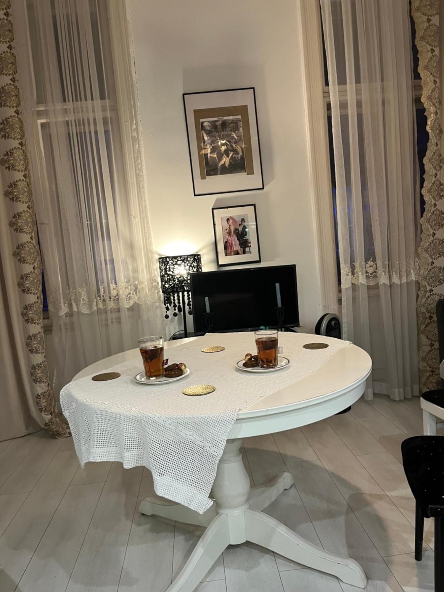 4 You Apartment Budapest Luaran gambar